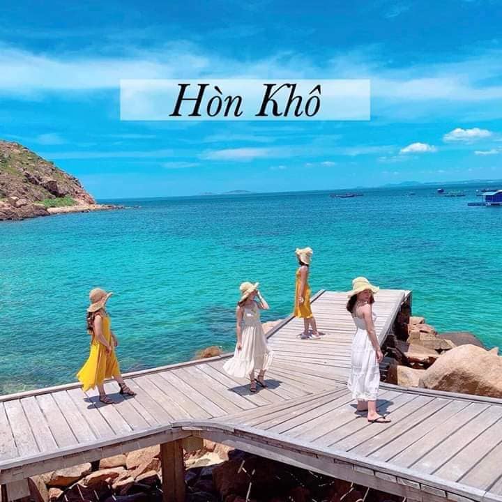 Cầu gỗ Hòn Khô 