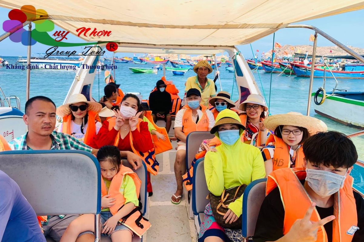 Cano sử dụng trong Tour Hòn Khô Quy Nhơn - Tourghepquynhon