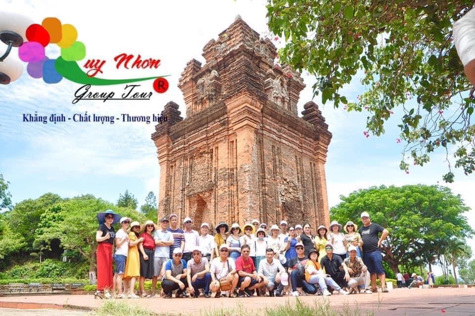 Tour Phú Yên Quy Nhơn 1 ngày: Về mảnh đất “Hoa vàng cỏ xanh”