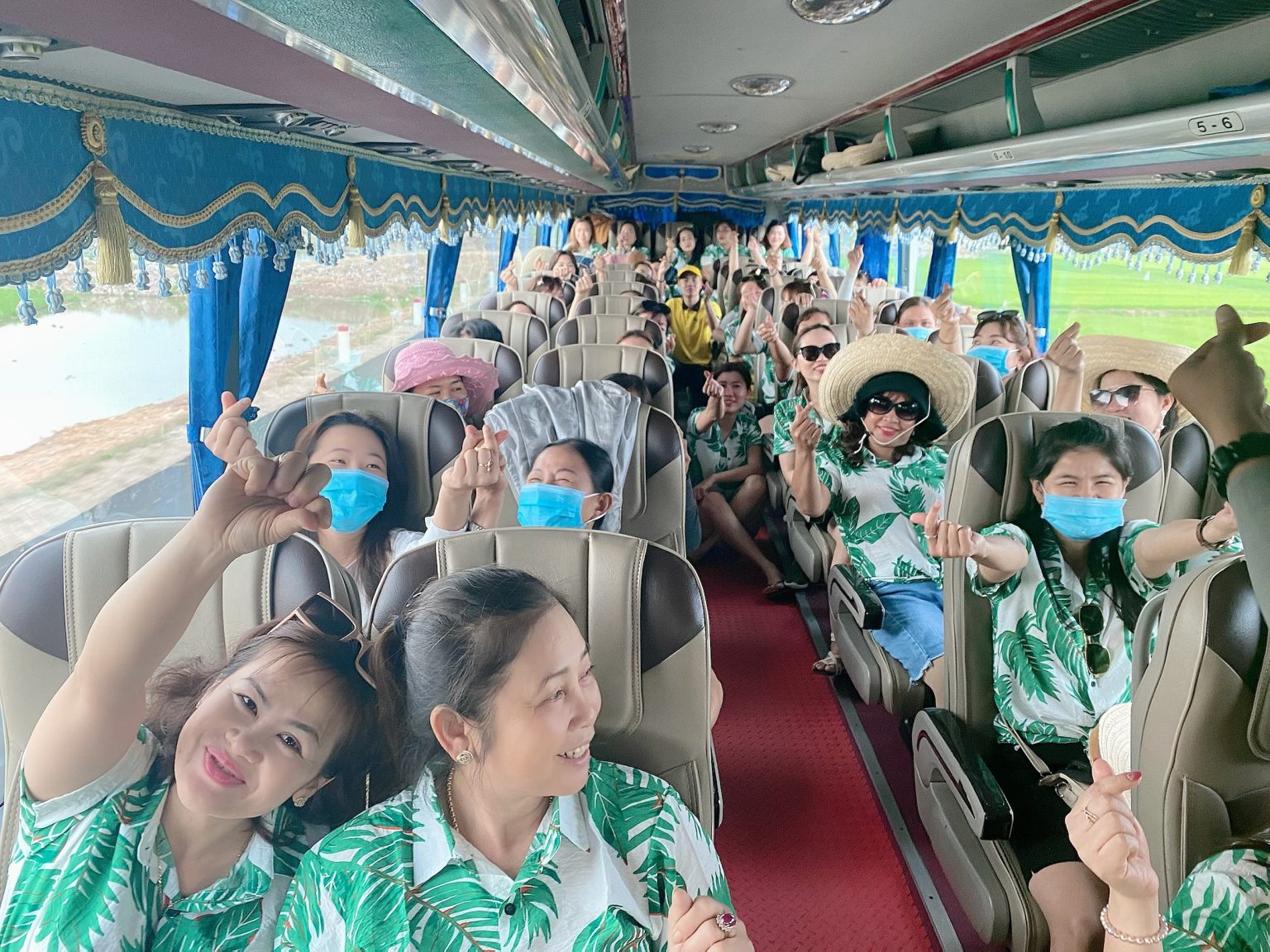Xe - Quy Nhơn Group Tour