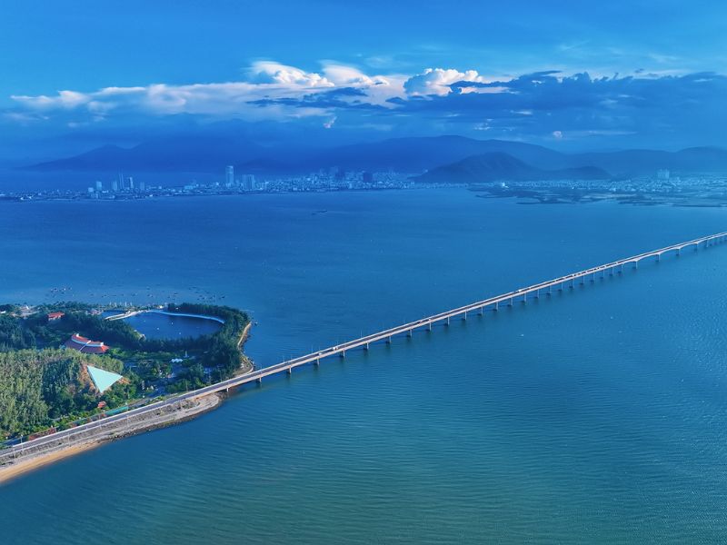 Cầu Thị Nại dẫn đến Tour Kỳ Co bằng đường bộ - Quynhongrouptour