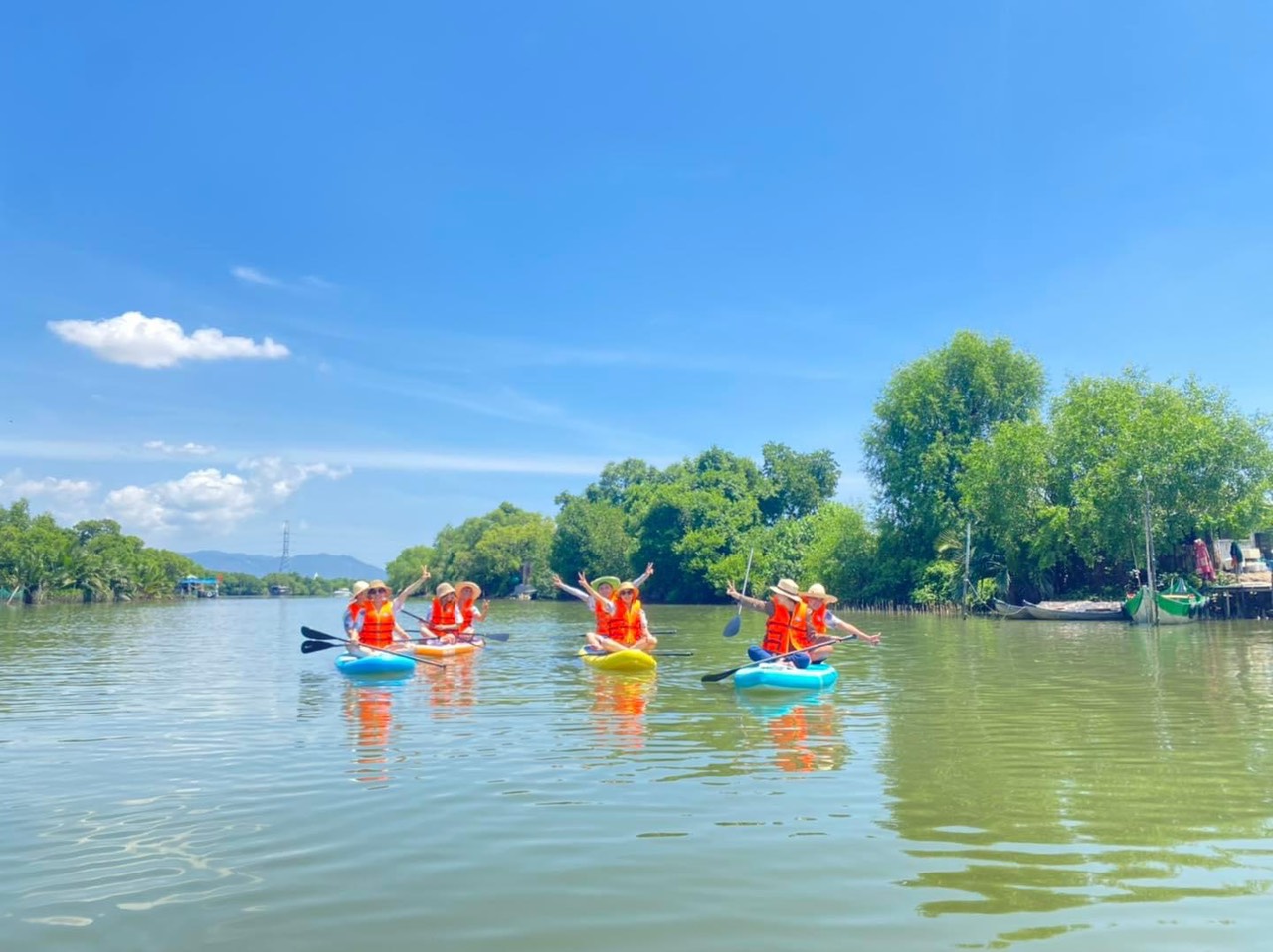 Tour CồN Chim Quy Nhơn giá rẽ - Quynhongrouptour