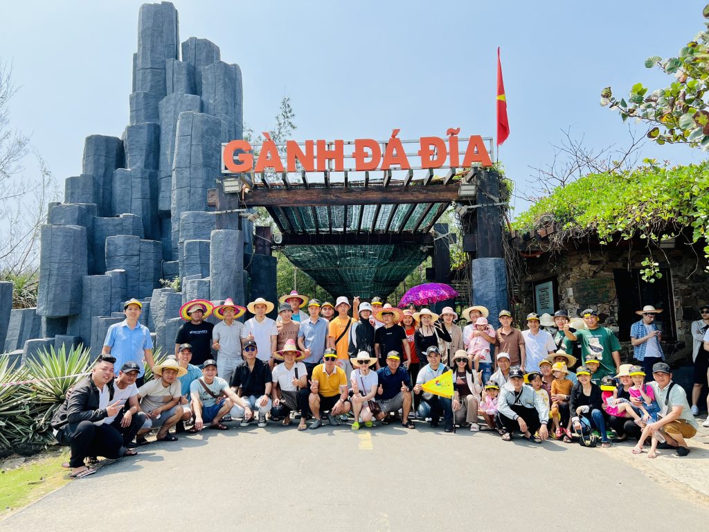 Tour Hòn Nưa Phú Yên - quynhongrouptour