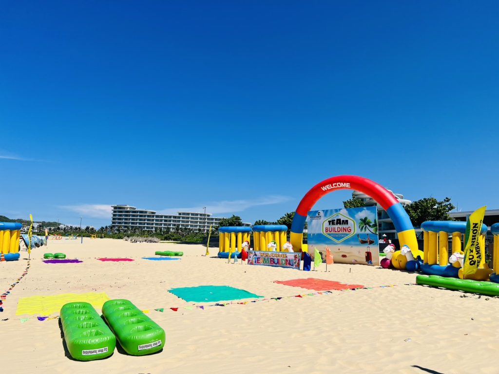 Bãi biển tại resort FLC nằm trong top 10 các địa điểm tổ chức đẹp tại Quy Nhơn