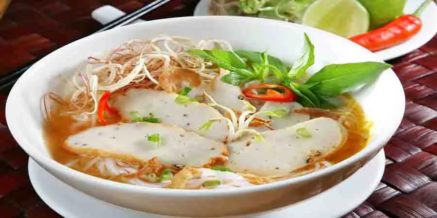 Bánh canh chả cá Quy Nhơn